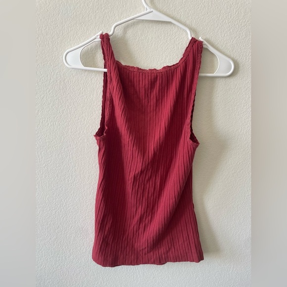 Aerie red light weight button down tank top stretchy scoop neck blouse - Picture 4 of 4
